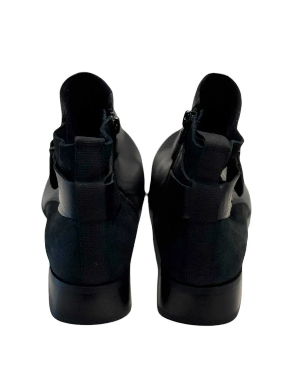 Munro Black Leather Ankle Boots with Buckle Strap Detail Size 8.5
